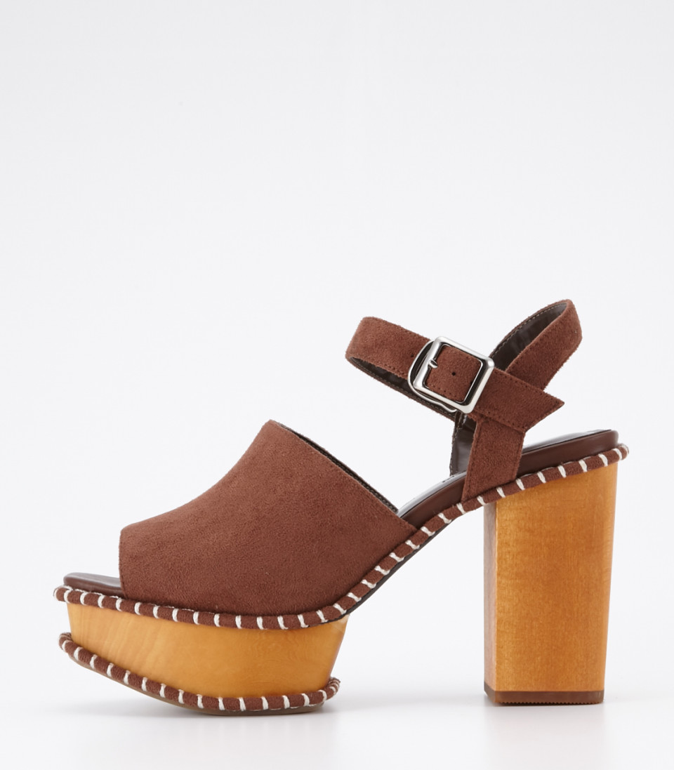 大人気 BUCKLE WOODEN SABOT 再入荷！ | MOUSSY 