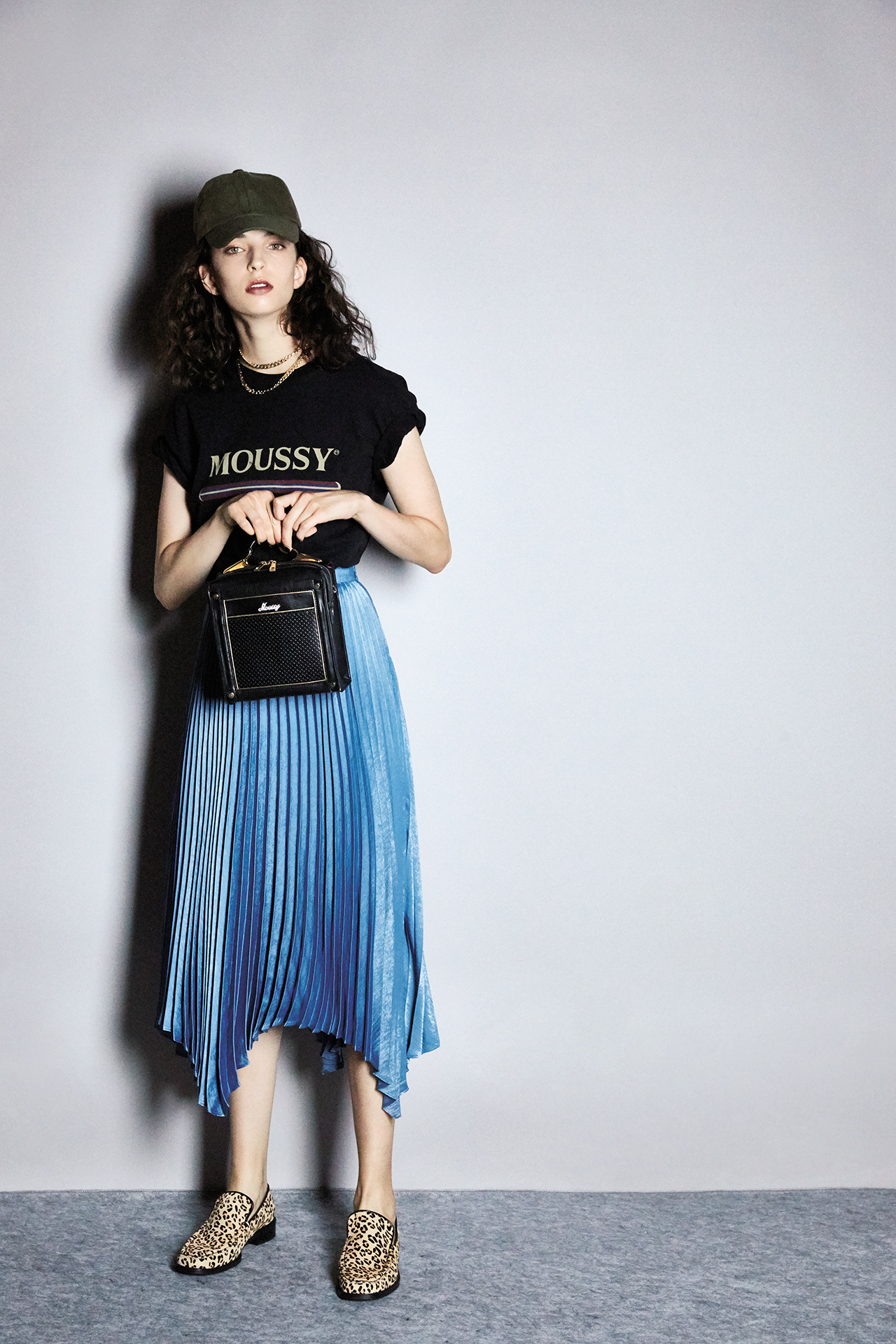 MOUSSY AUGUST LOOK BOOK | MOUSSY