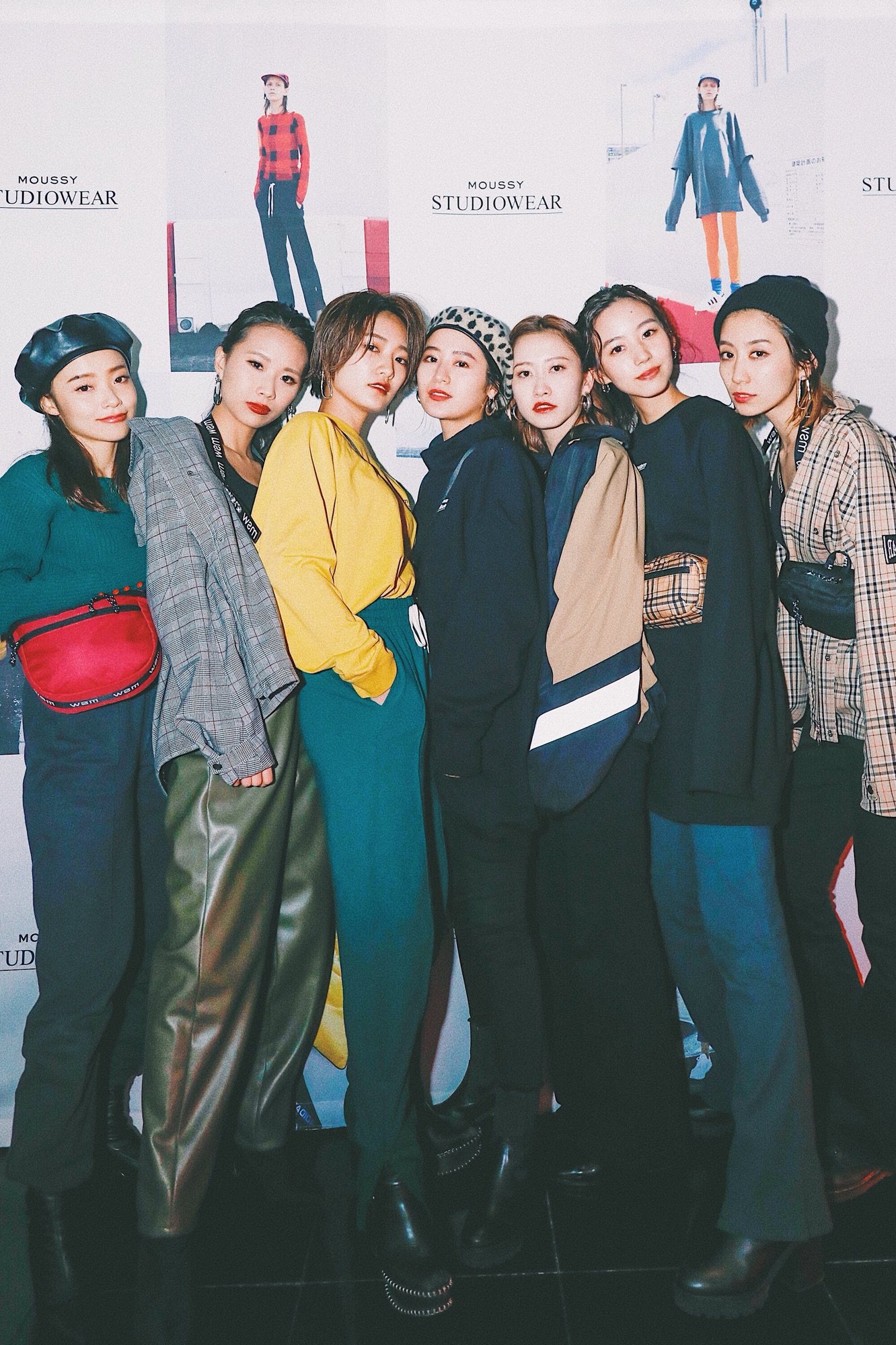 美品 ほぼ未使用 moussy スタジャン - メルカリ