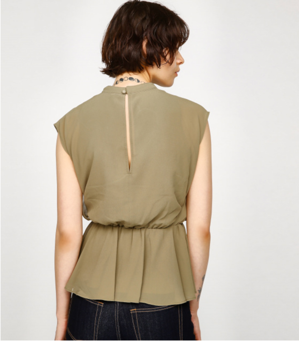 カットソー(長袖/七分) moussy - cislys Cut over 2way tops MOUSSY New arrival | MOUSSY