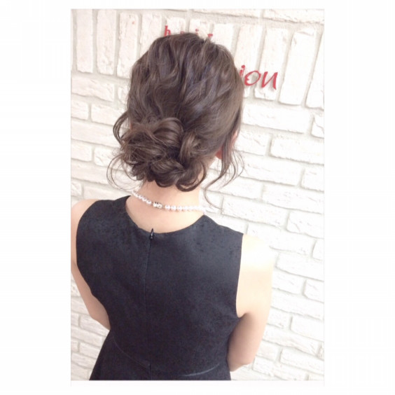 外国人風ヘアアレンジ 斉藤友美 S Ownd 外国人風ヘアアレンジ 斉藤友美 S Ownd