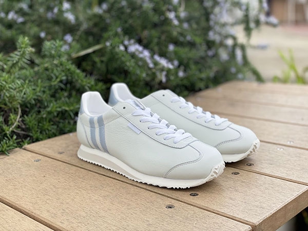 lily2845様　リクエスト　ネイビー&ホワイト LILY BROWN×PUMA】ミニグリップバッグ(バッグ)｜LILY BROWN（リリー