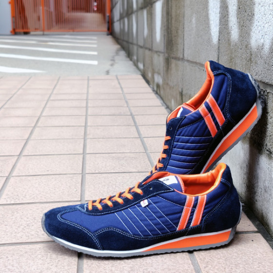 オレンジが印象的な定番♪♪「STADIUM NV/ORG（ネイビー・オレンジ