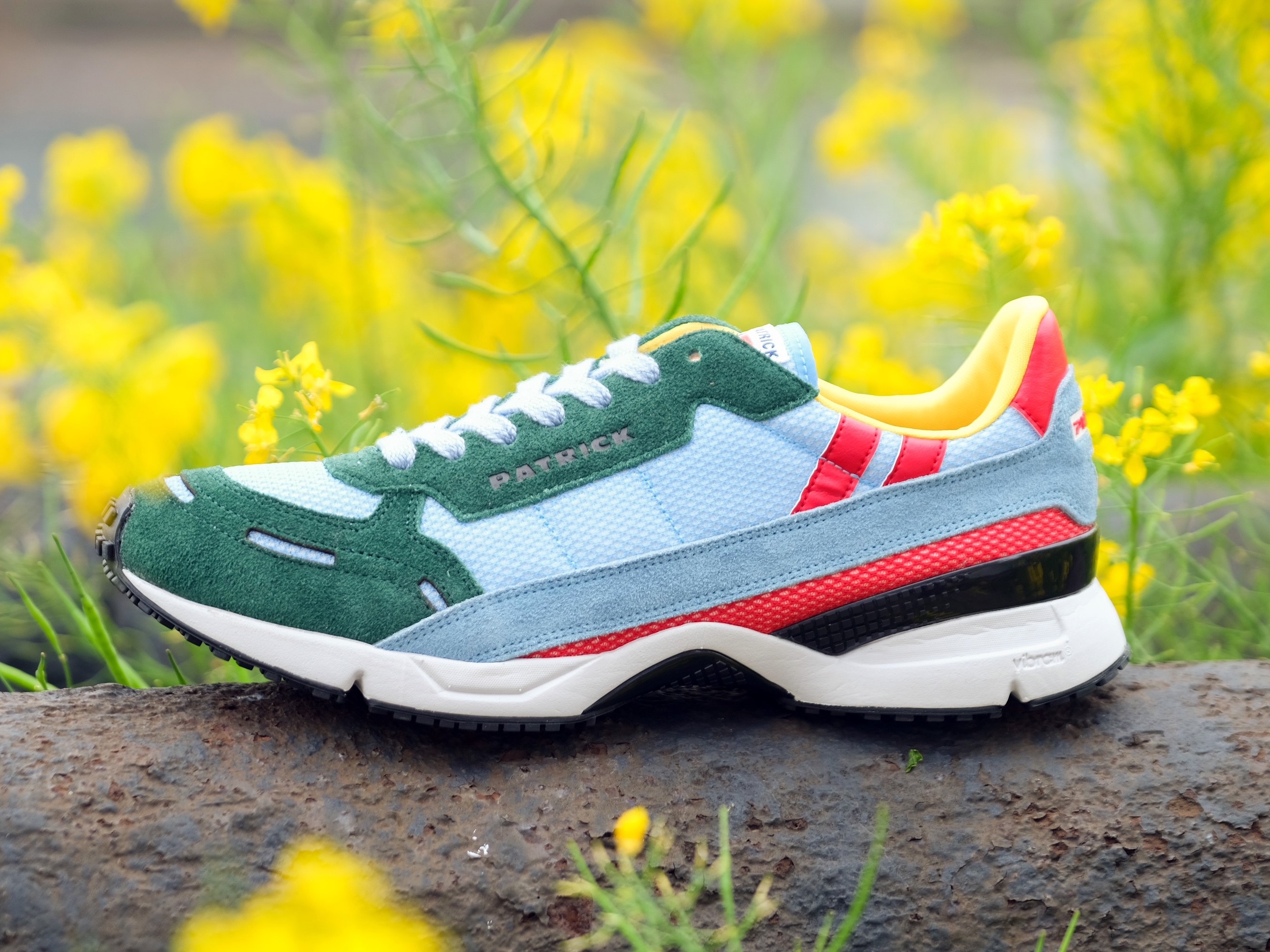 アップデートしたレトロを履く。『MX90-R』 | パトリック【公式ブログ