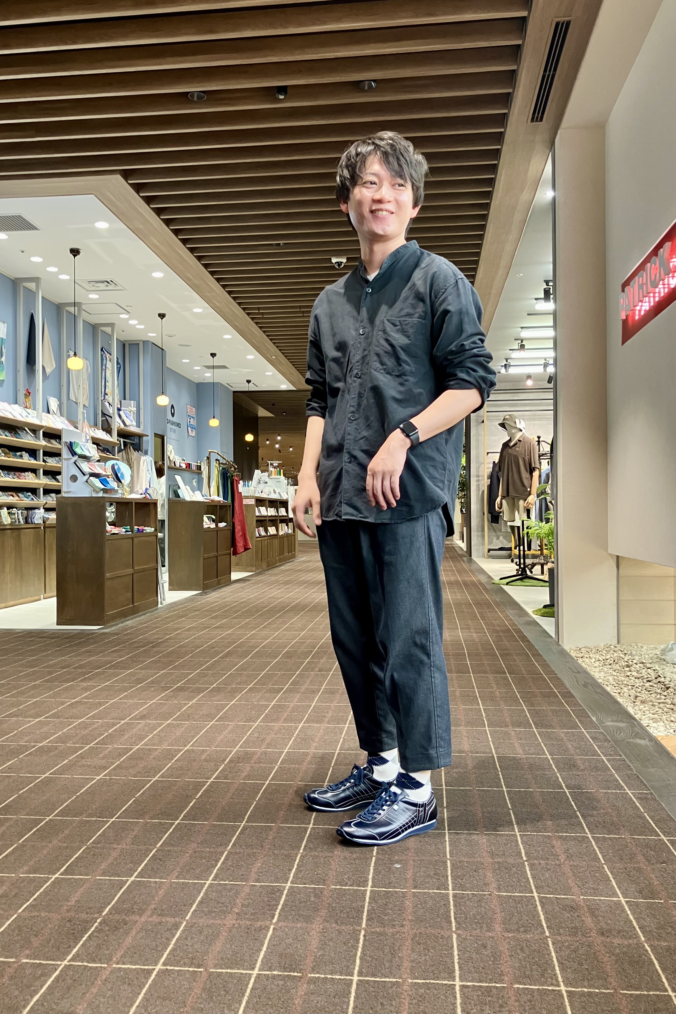 ☆直営店限定復刻：PAMIR_エナメルネイビー | パトリック【公式