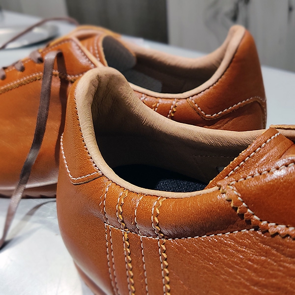 シンプルなレザーがカッコイイ♪♪「WETE（ウェーテ）」 | パトリック