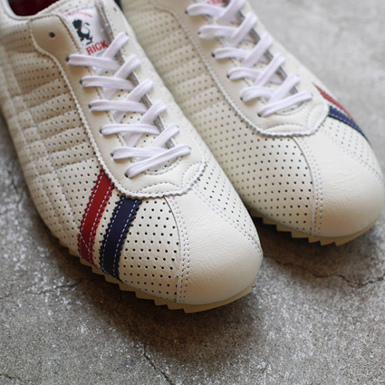 【未使用級】パトリック シュリー ホワイト パンチングレザー 26.5 送料無料 パンチングレザーの新作♪P.SULLY-L♪♪ | パトリック【公式