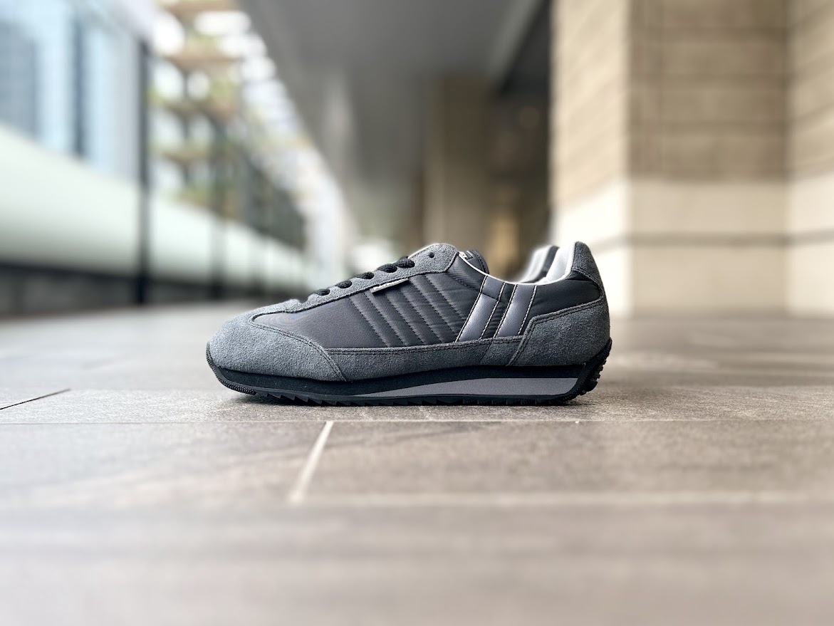 ラスト1 最終価格　新品　未使用　パトリック スニーカー　スペース　43サイズ これがラストチャンス!? 幻の1足、再び!!! | パトリック【公式