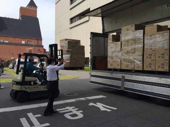 熊本市へ救援物資輸送 玉名急配運送店