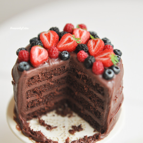 ベリーのチョコレートケーキ Heavenlycake Miniatures