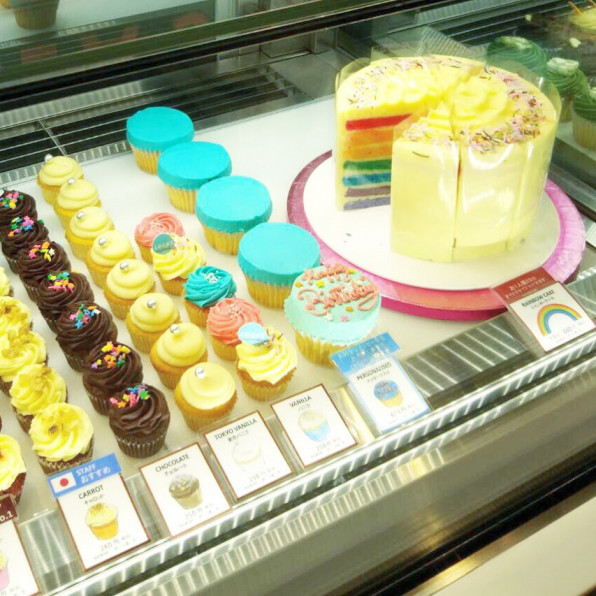 レインボーケーキのこと Heavenlycake Miniatures