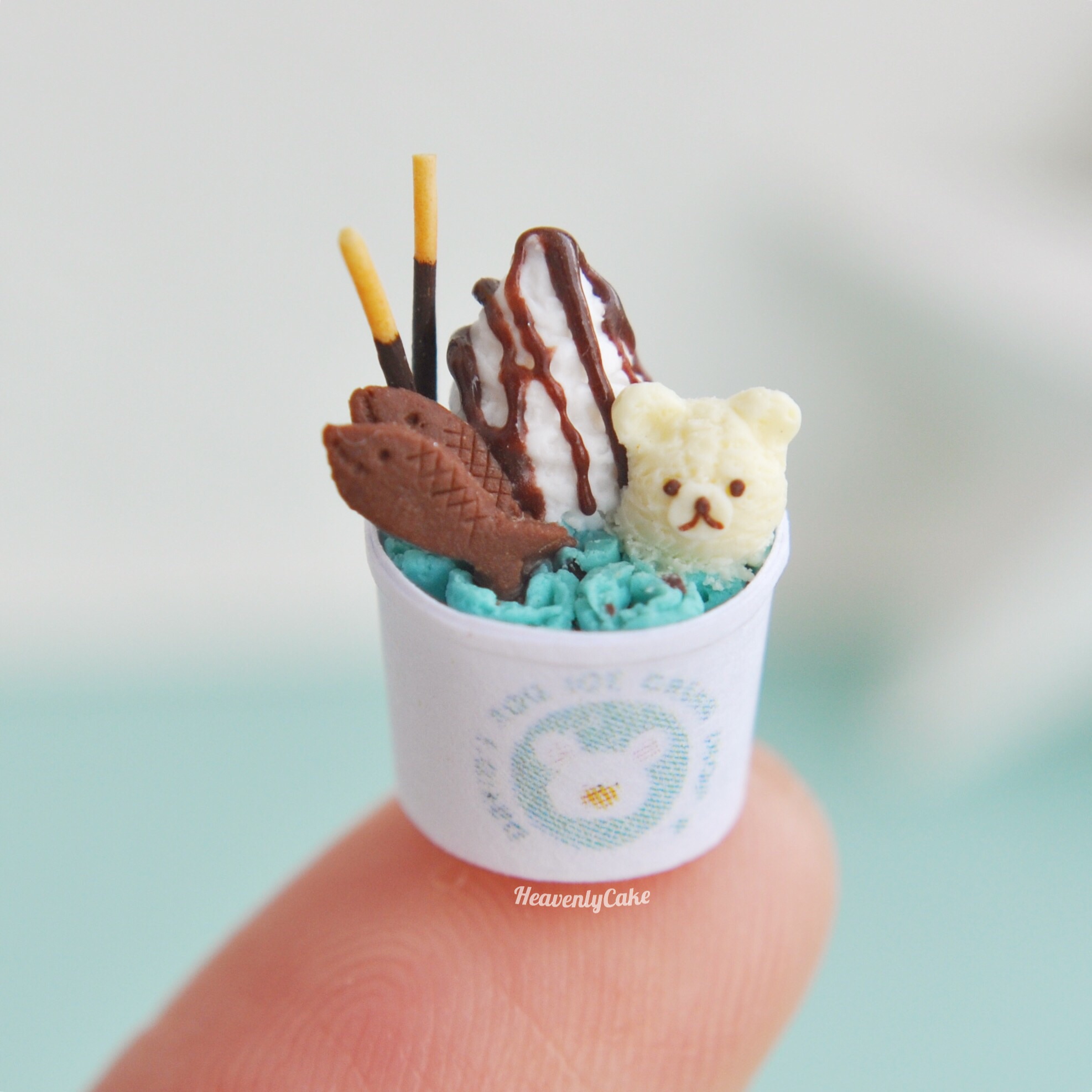 ロールアイスカップ🐻🍨 | HeavenlyCake miniatures