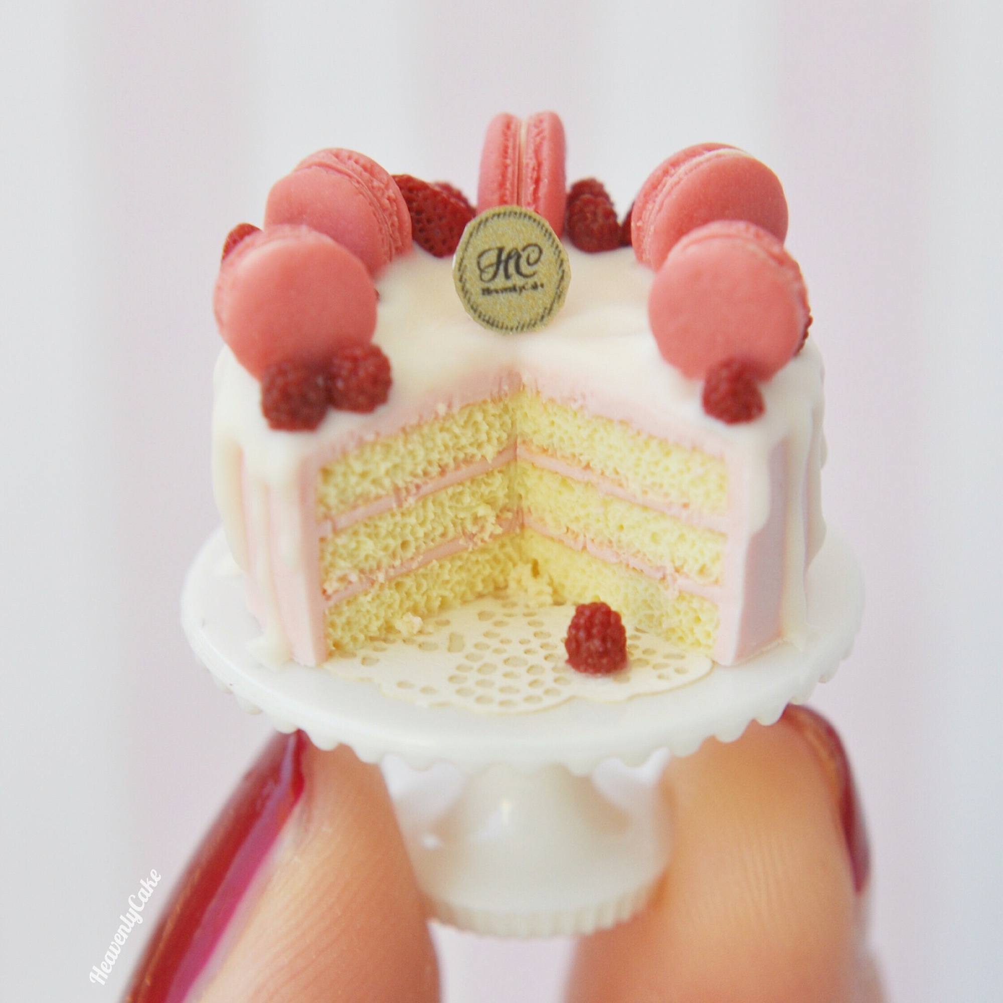 マカロンのドリップケーキと気になってるおやつ
