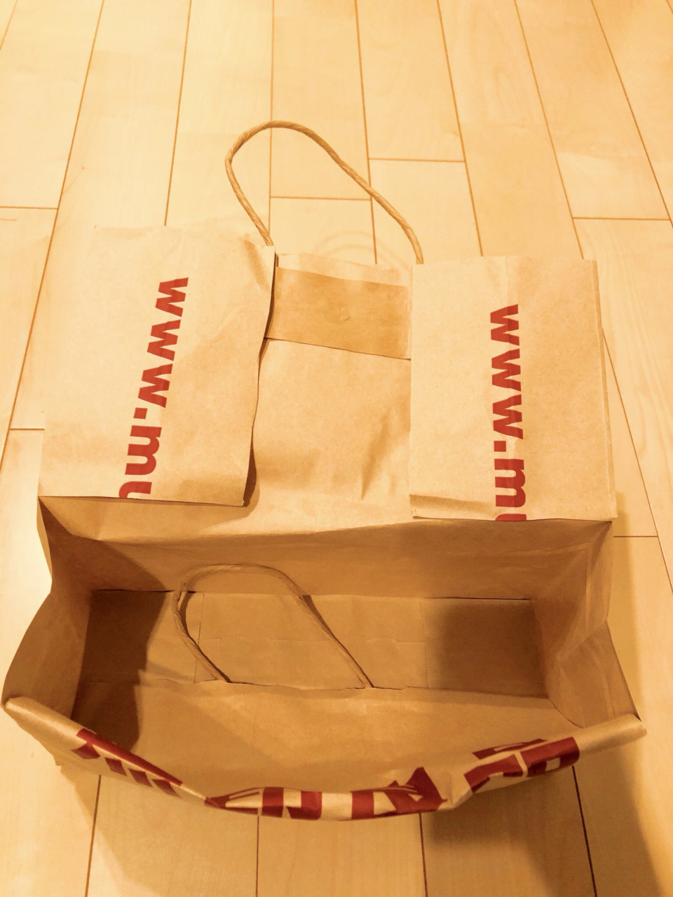 溜まった紙袋 決めました 無印良品の家に 溜まった紙袋 決めました 無印良品の家に