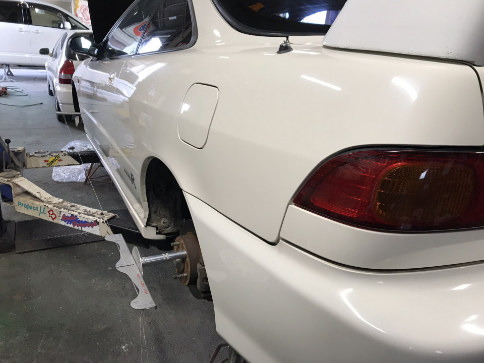 Dc2インテグラタイプｒ オーリンズ車高調取り付け Custom2