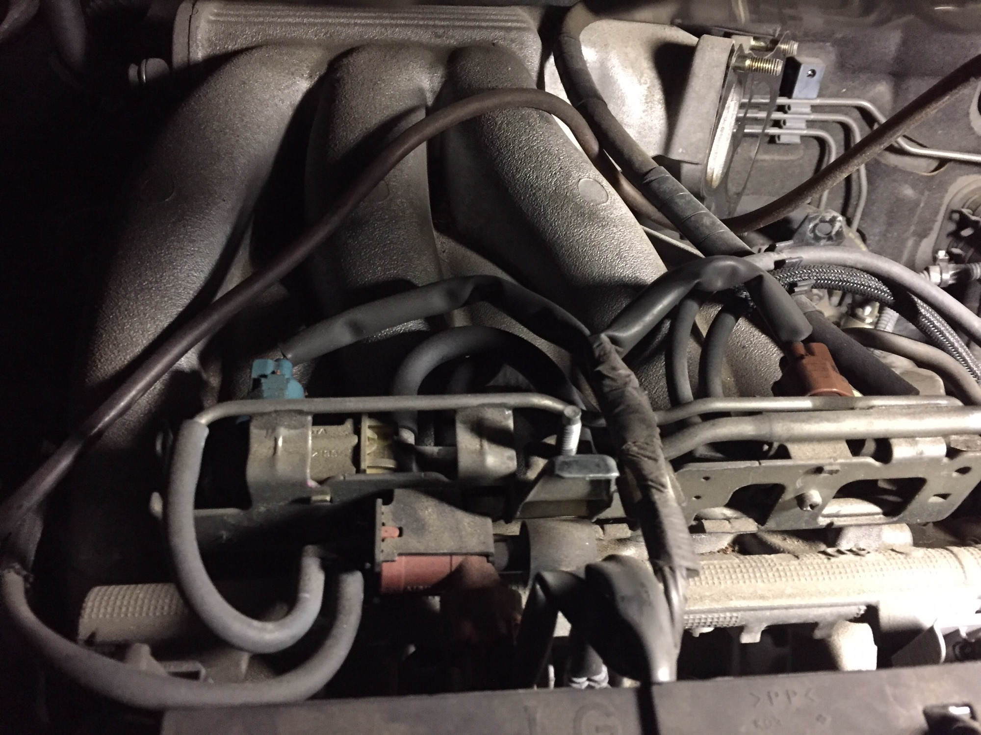 トヨタ V6 タイミングベルト交換 オイル漏れ修理 | Custom2