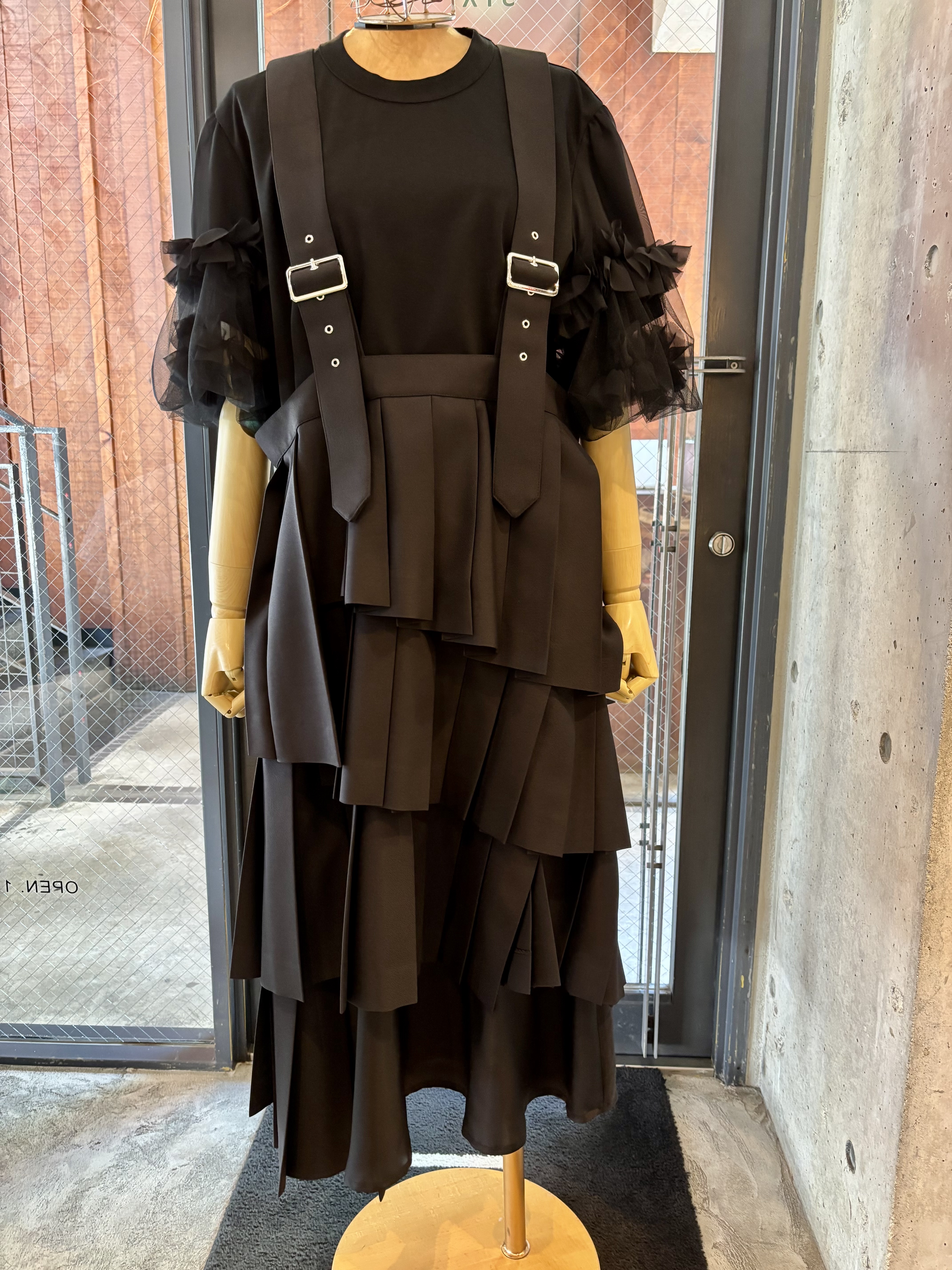 noir kei ninomiya | SIX6 TADA ブログ