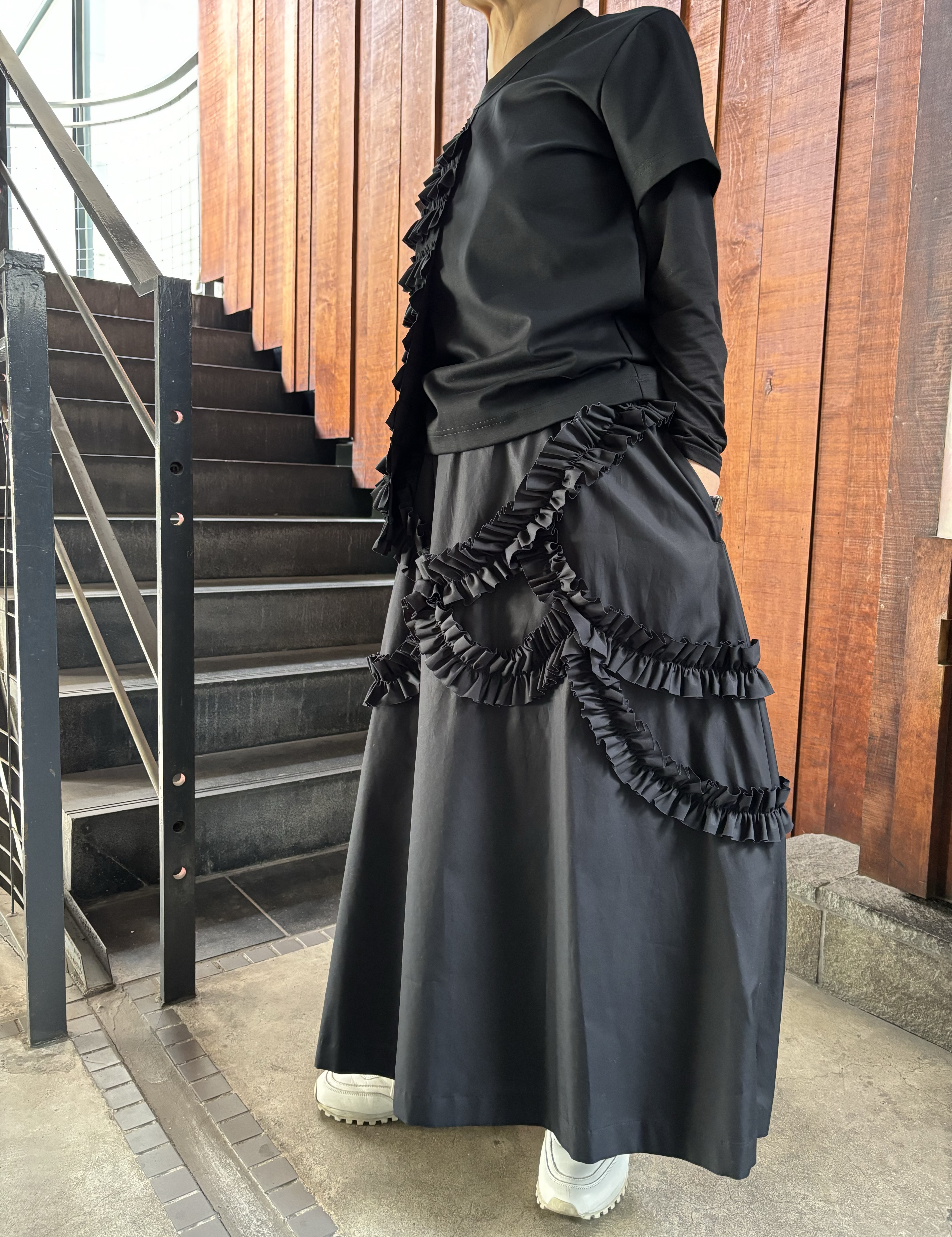 Noir kei ninomiya 綿ブロードフリルスカートブラック