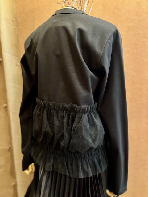 専用　新品未使用　noir kei ninomiya 黒カーディガンＳ 2025年最新】noir kei ninomiya カーディガン・ボレロ