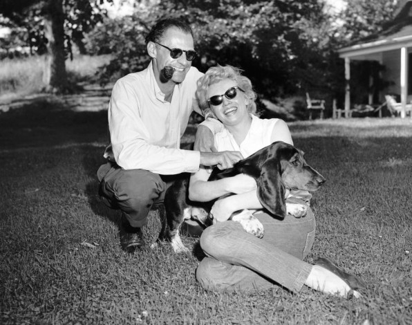 Marilyn Monroe Arthur Miller And Hugo 1956 Cuun Luxury Dog Apparel Magazine