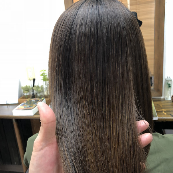ハネるパサついて見える方への縮毛矯正 津山市髪質改善サロン Rico Hair