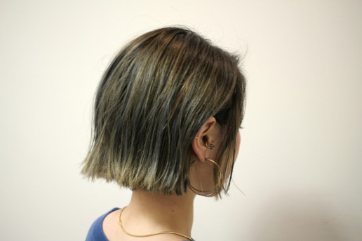 切りっぱなしボブにバレイヤージュでダブルカラー Satoshi Motosawa Decohair