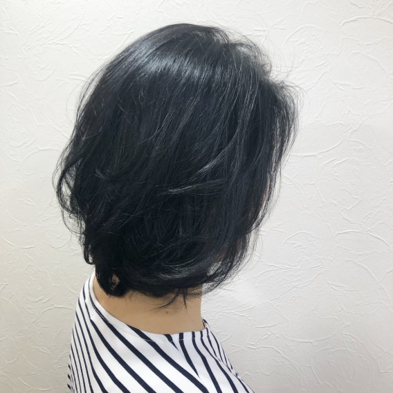 白髪も黒髪みバランス良く明るい白髪染めが出来る ファイバーフレックス Fura Re フラリ ヘアカラー 髪質改善に特化した新小岩駅近くの美容室