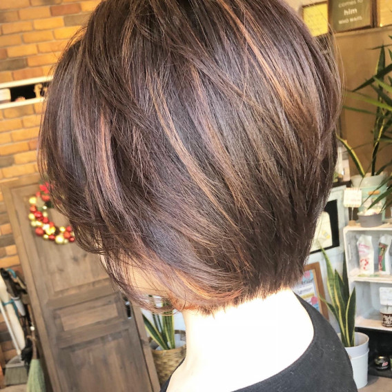 インナーハイライト ハイライトでオレンジベージュベースにタイガーリリーでハンサムショート Fura Re フラリ ヘアカラー 髪質改善に特化した新小岩駅近くの美容室 インナーハイライト ハイライトでオレンジベージュベースにタイガーリリーでハンサムショート Fura Re フラリ ヘアカラー 髪質改善に特化した新小岩駅近くの美容室