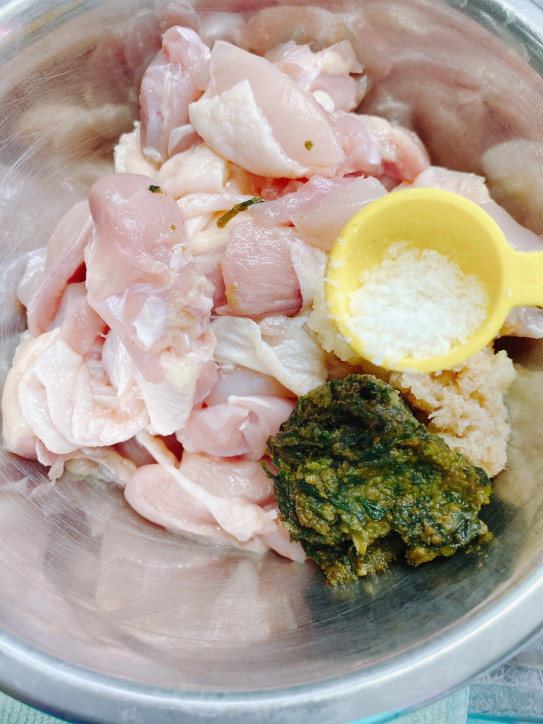 パッガパオ ガイ 鶏肉ののバジル炒め アジア薬膳料理教室 名古屋 パッガパオ ガイ 鶏肉ののバジル炒め アジア薬膳料理教室 名古屋