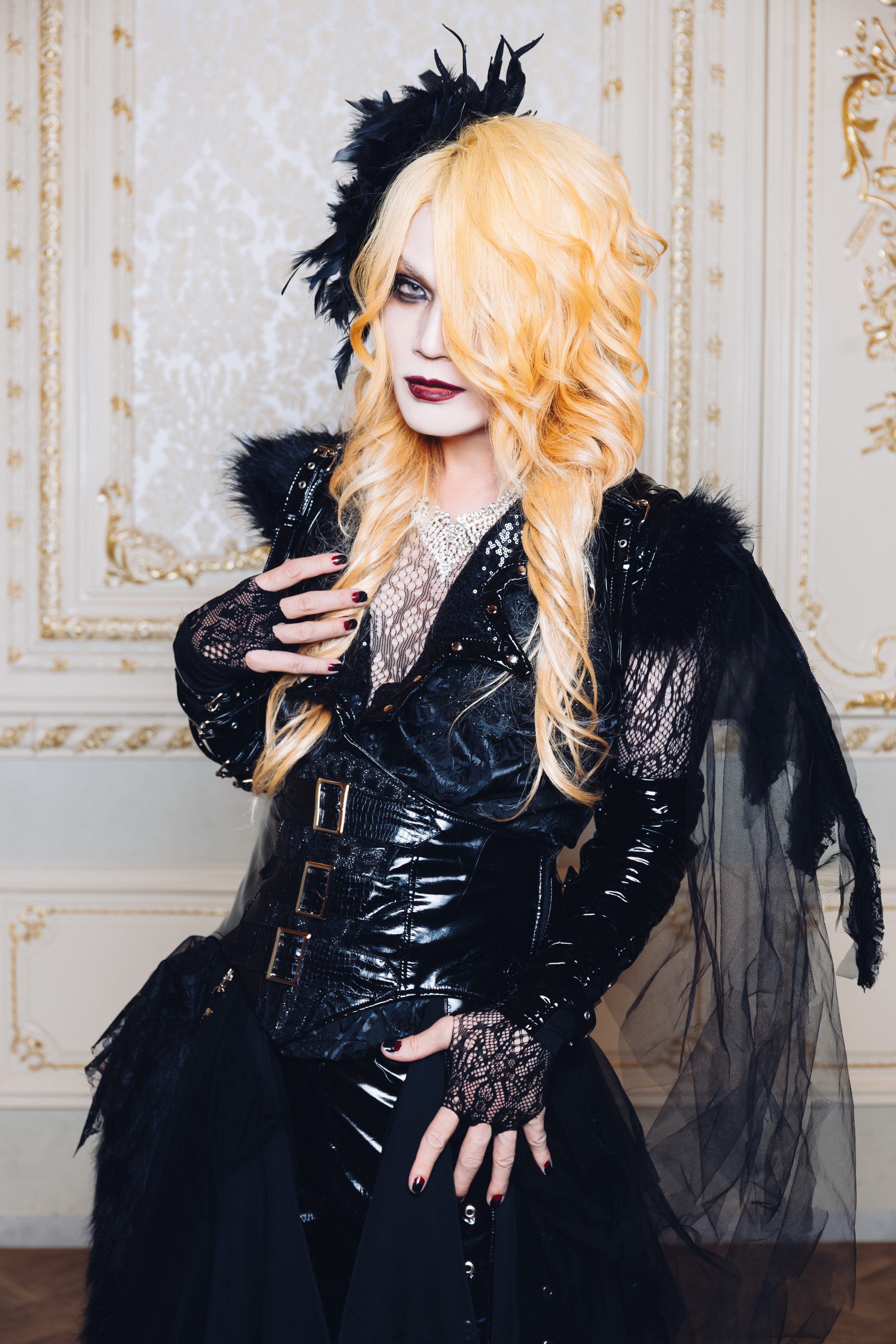 BIOGRAPHY | Zeke Deux Official Web Site