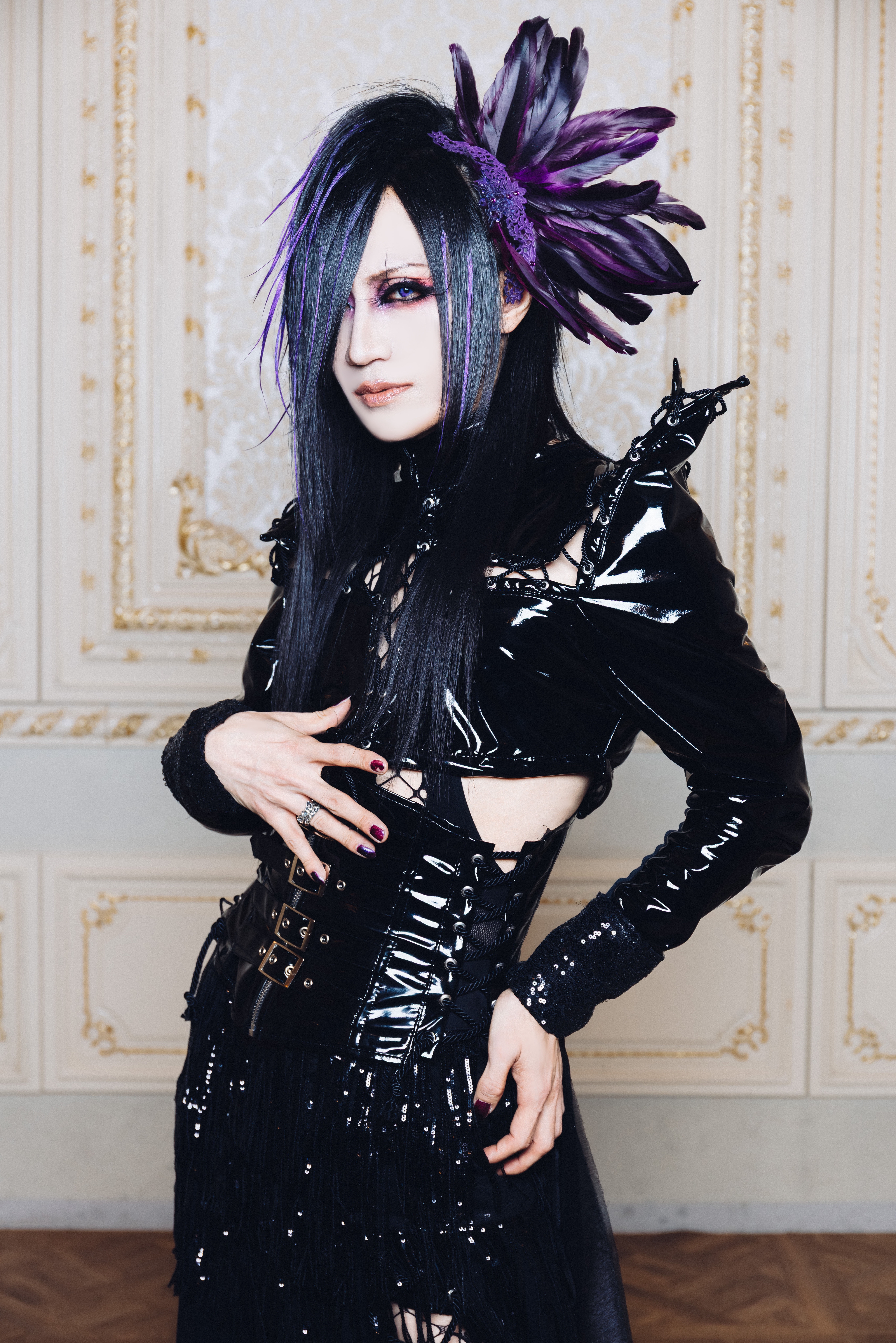 BIOGRAPHY | Zeke Deux Official Web Site