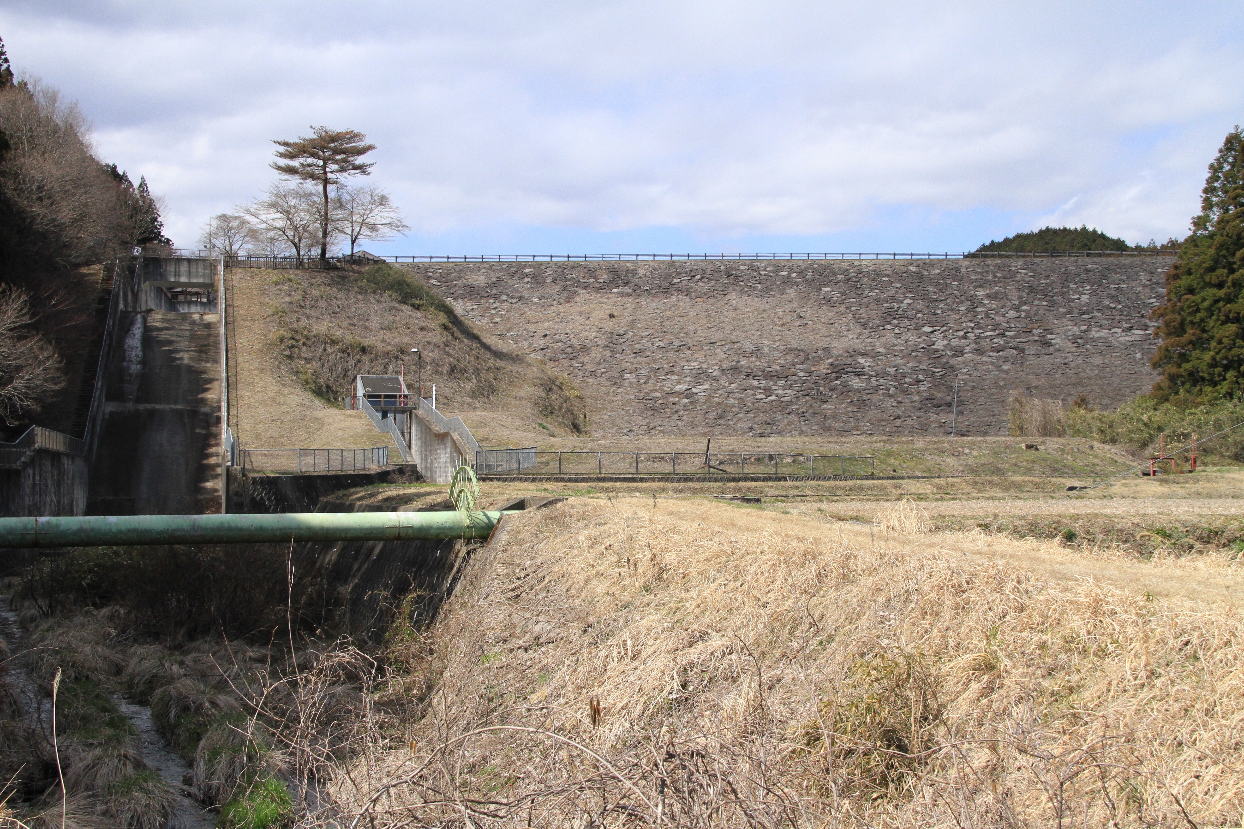 塩田ダム（しおだだむ） ダム だむ