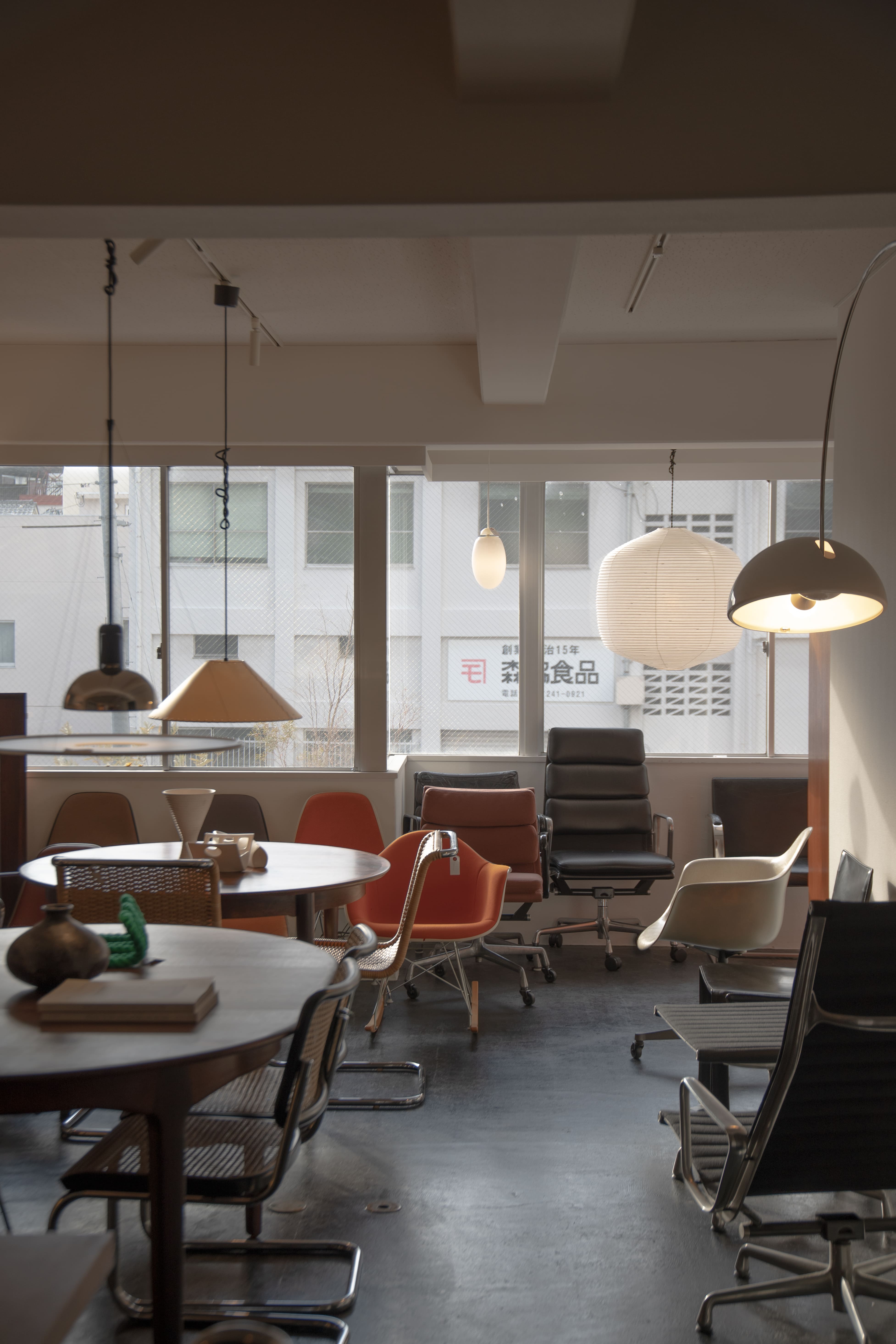 家具を売ります、詳細は写真と商品説明からご覧ください 住賓館オフィシャル | 世界の名品をコレクション お客様テイスト