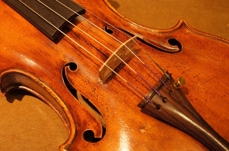 オールドヴァイオリン（フランス）Francois Hyppolyte Caussin 