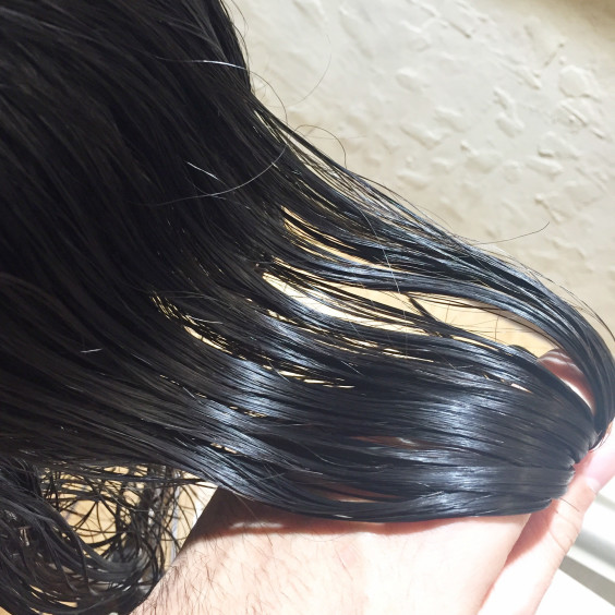 スロウカラーのブルーを単品で行くとどうなる 岡山県笠岡市 アッシュカラーが得意な美容師 横田 和典