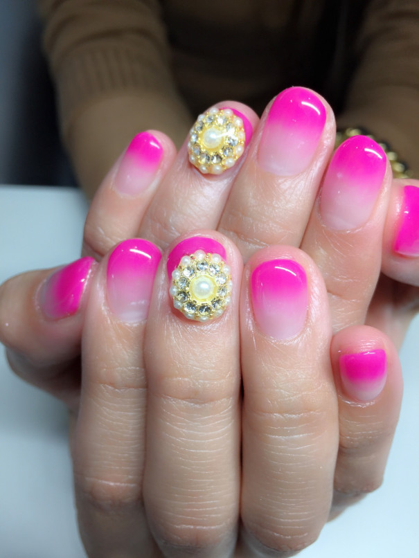 ぷるぷるグラデーション 高知市ネイルサロンrose ぷるぷるグラデーション 高知市ネイルサロンrose