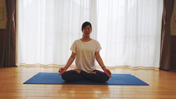 ビールヨガ Beer Cheer Yoga 大盛況 理学療法 ピラティス ヨガ 骨盤底筋エクササイズ