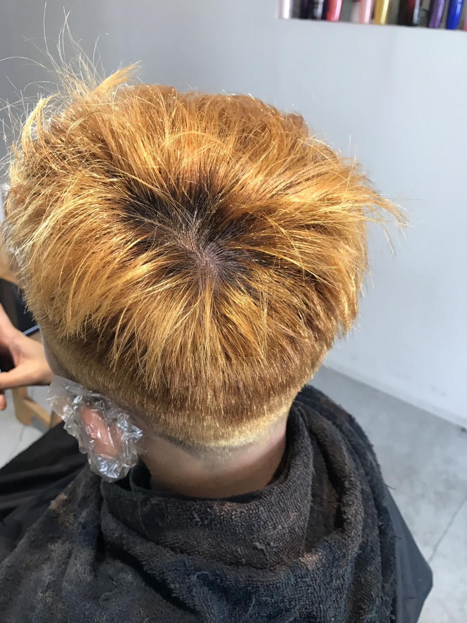 ブリーチ2回でシルバーアッシュへ ヘアカラー職人takuyaのブログ ブリーチ2回でシルバーアッシュへ ヘアカラー職人takuyaのブログ