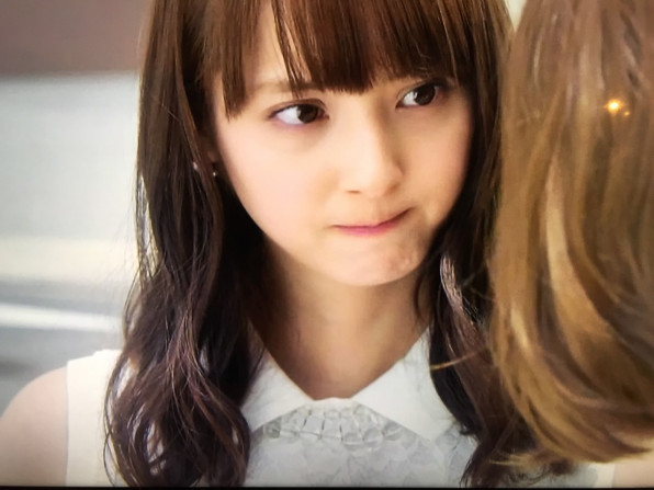 ドラマ 恋愛あるある 佐々木希さん Jewcasネックレス着用 Raffia Kobe