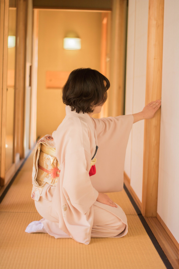 襖の開け閉め 三日月茶道教室