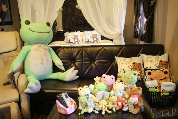 かえるのピクルス イルカのプティ コスチューム あやし ビーンドール  