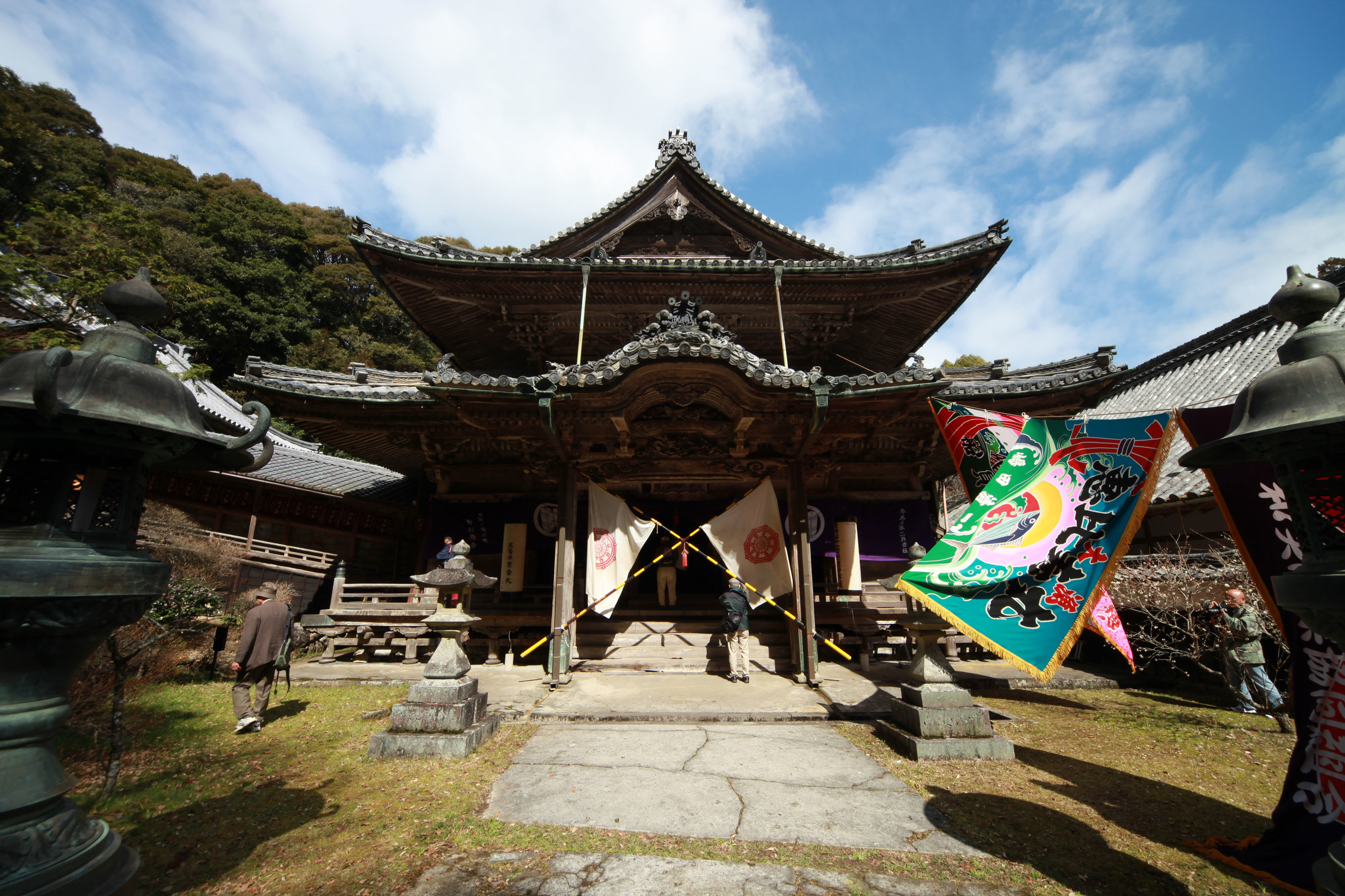 ＺＩＰＡＮＧ ＴＯＫＩＯ ２０２０「全国の大漁旗が舞う！ 鳥羽 青峯山（あおみねさん）正福寺『御船祭』旧暦1月18日（2017年2月14日）開催」 |  ＺＩＰＡＮＧ ＴＯＫＩＯ ２０２０