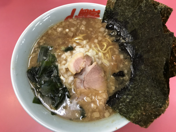 ラーメン山岡家 東千葉店 作草部 プレミアム醤油とんこつラーメン 840円 千葉拉麺通信