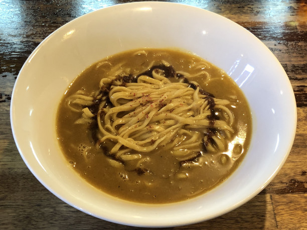 麺処まるわ 作草部 作草部式焼きラーメン すっぴんカレー 850円 限定 千葉拉麺通信