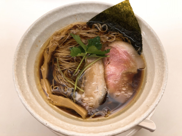 Dining Bar ミラコロ 浦安 醤油らぁ麺 780円 千葉拉麺通信