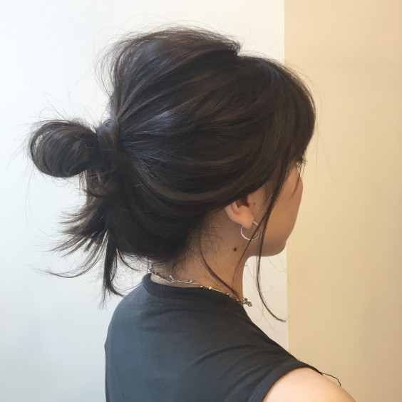 ゴム１本で出来るおしゃれお団子ヘア Lovest 青山 By Air