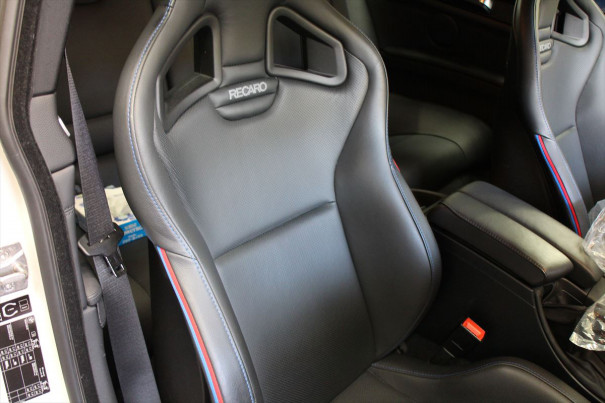 Recaroな92m3に蘇るシートコーティングを アクセスエボリューション用賀店 カーコーティング カーメンテナンスの専門店