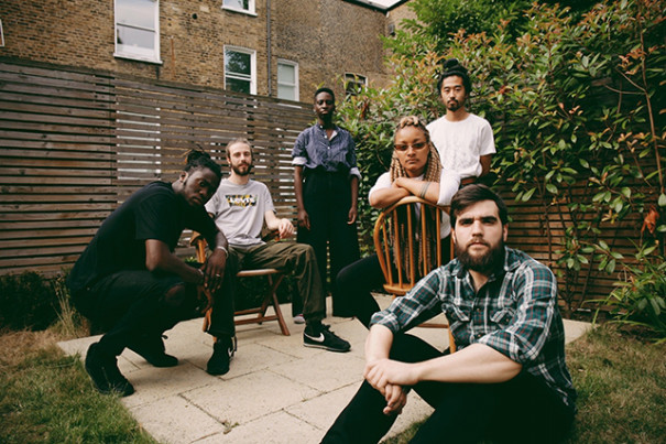 サウスロンドンの新世代ジャズ シーンの 今 を見事に捉えた名盤コンピとして話題を呼んだ We Out Here その1曲目を飾った注目のバンド Maisha のデビュー作 More Records