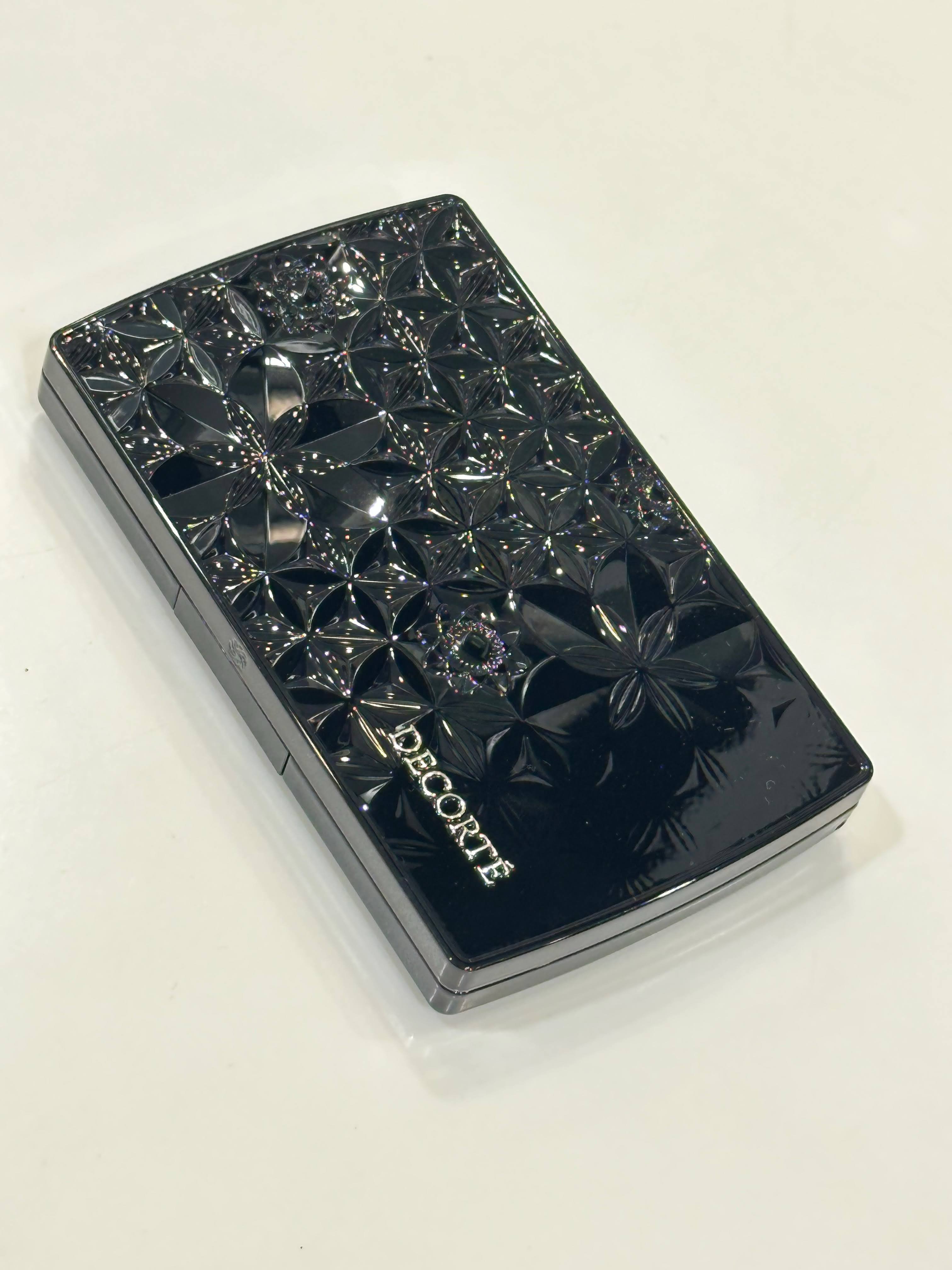 8/21 コスメデコルテ ゼン ウェア パウダーファンデーション