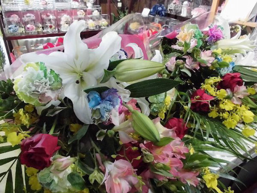 結婚式の両親への花束と 子供から新郎新婦へのミニブーケ 群馬県前橋市の花屋 Flowershopはなせんwebsite 結婚式の両親への花束と 子供から新郎新婦へのミニブーケ 群馬県前橋市の花屋 Flowershopはなせんwebsite